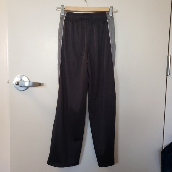 CHAMPION ACTIVE PERFORMANCE BOYS PANTS M(8-10) BLACK NEW - Picture 2 of 4